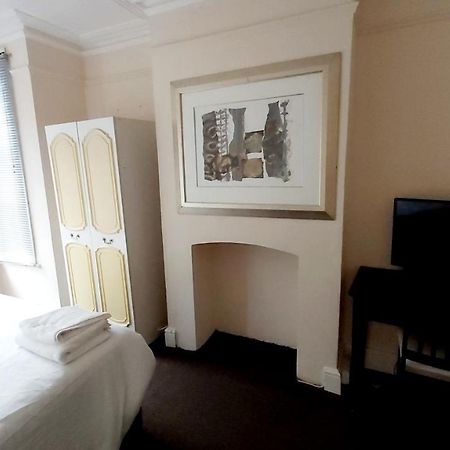 לינה וארוחת בוקר גילינגהאם Priestfield House Medway מראה חיצוני תמונה